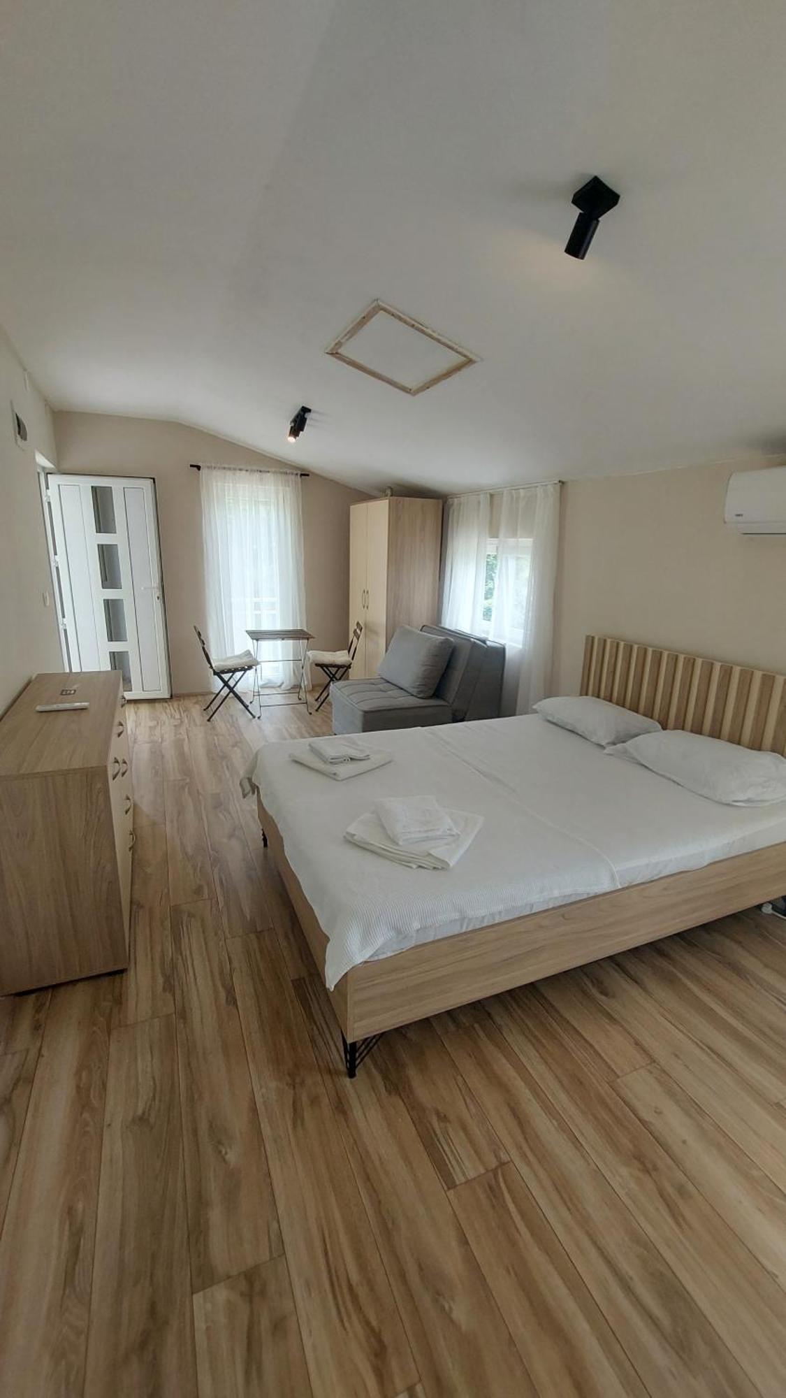 Superb Apartments Virpazar Eksteriør billede